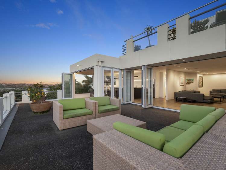 2/12 Crescent Road Parnell_8