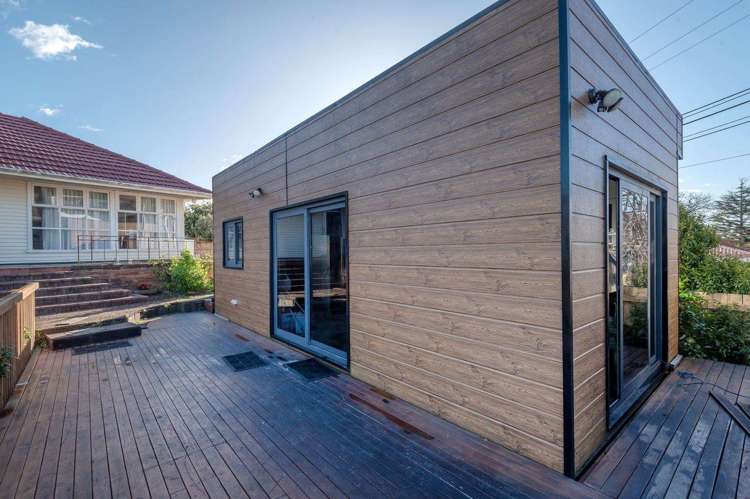 1/174 Lake Road Northcote_18