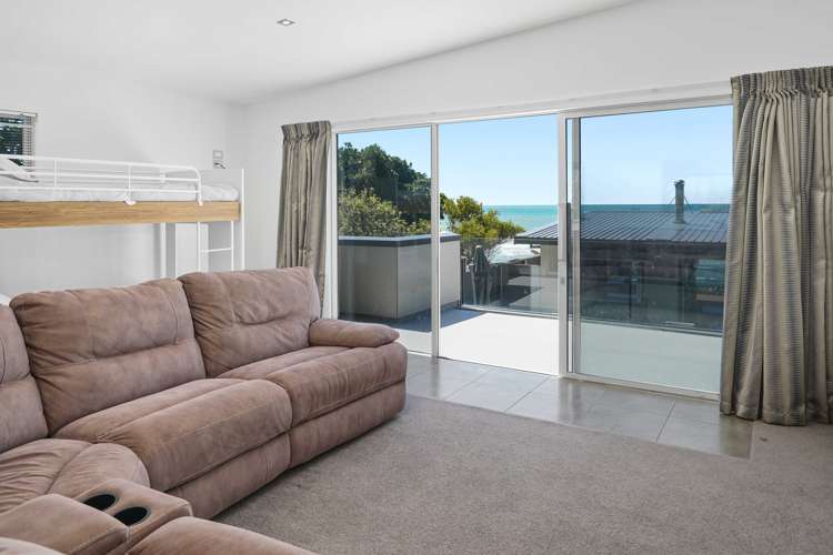 23 Moody Street Gore Bay_24