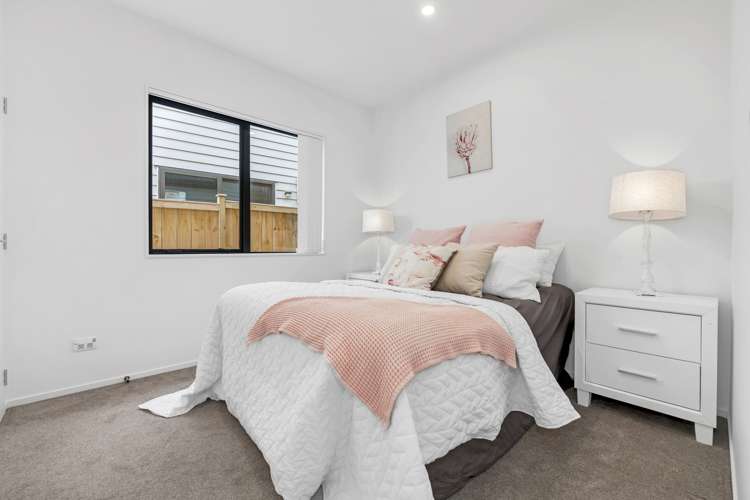 28 Bushfield Drive Flat Bush_16