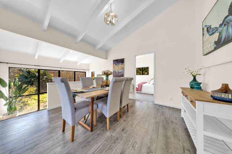 9 Cambric Place Botany Downs_11