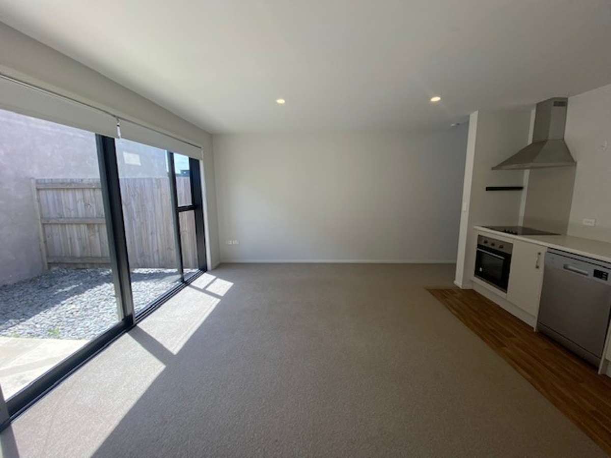 Low Maintenance Living! 4