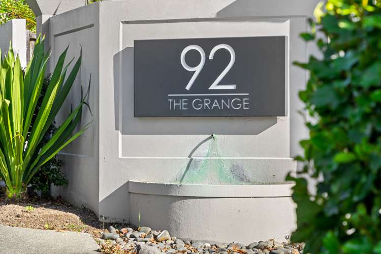 91/92 Bush Road Albany_13