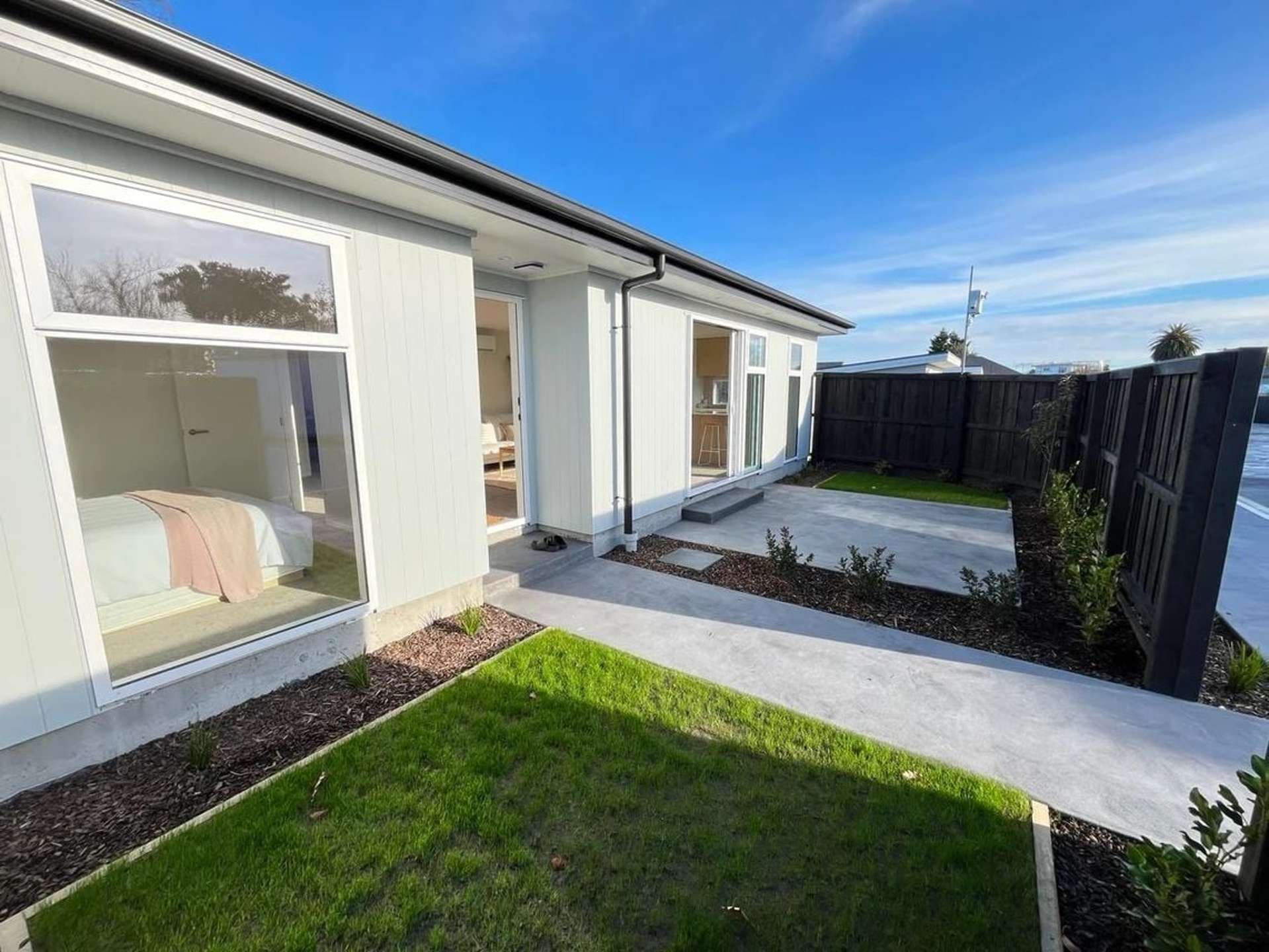 11/9C Cuffs Road Wainoni_0