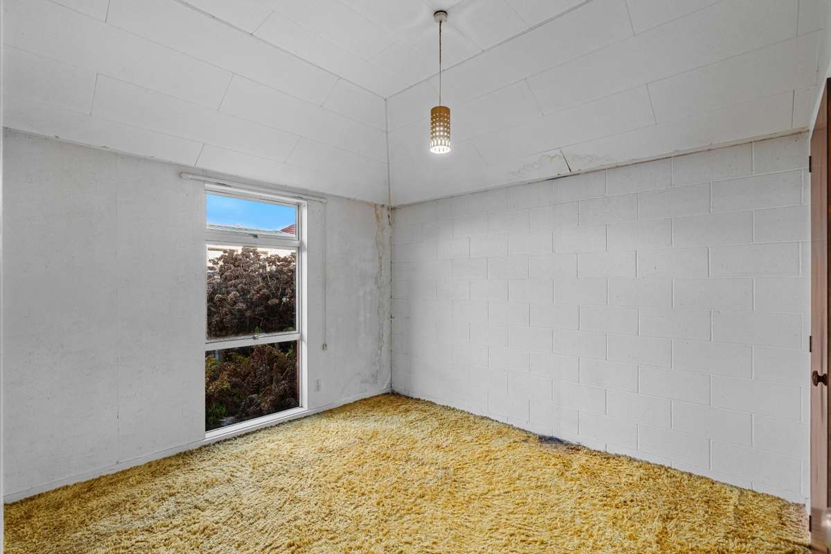 2 Joyce Crescent_3
