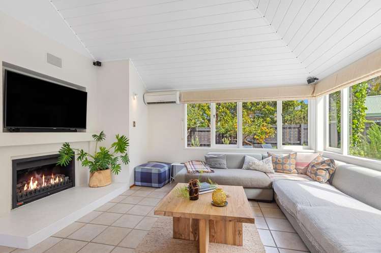 221 Grange Road Otumoetai_10