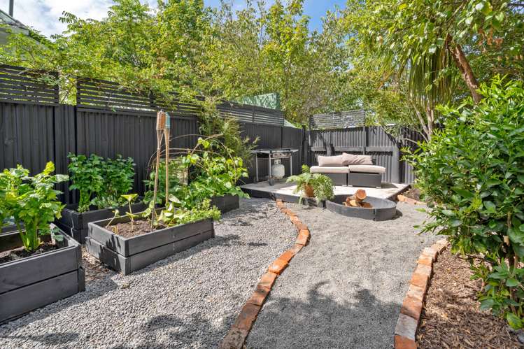 15 Bunny Street Masterton_19