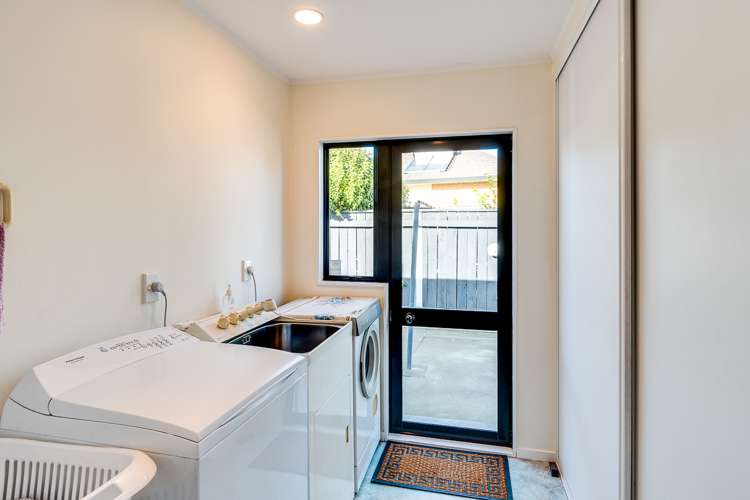 4 Regent Way Taradale_12