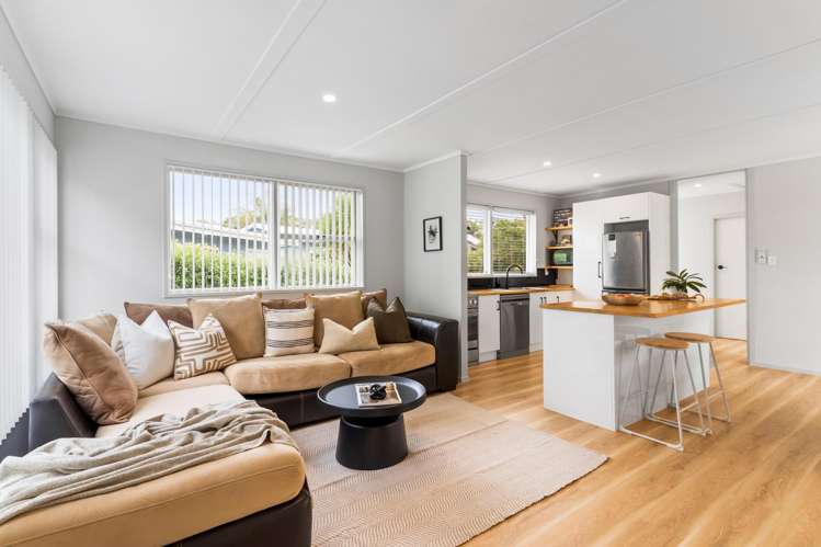 5 Maori Hut Road Red Beach_6