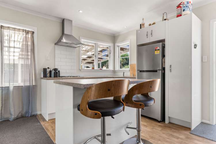 3 Lincoln Road Carterton_5