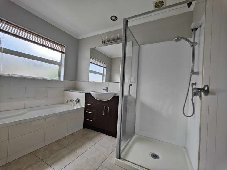 2 Soljans Place Flat Bush_12