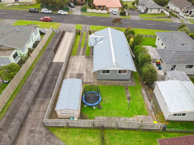 85 Riversdale Drive Merrilands_2