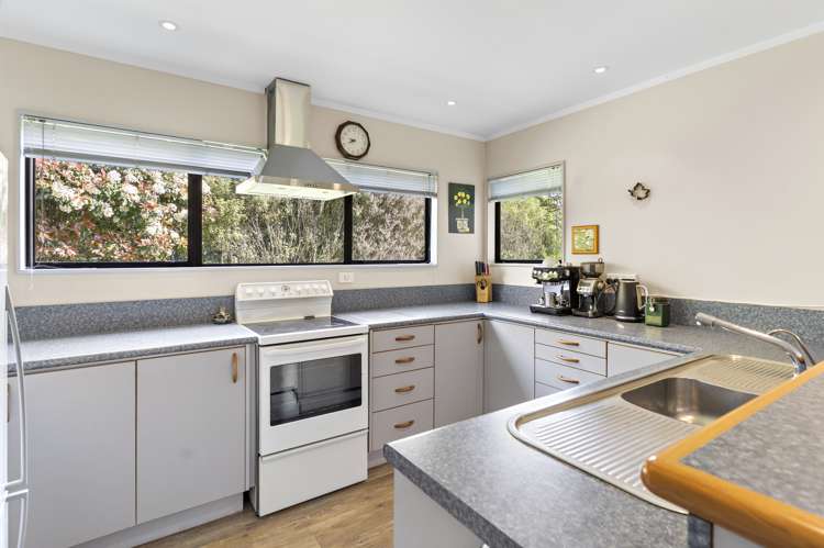 36 Hilton Road Carterton_6