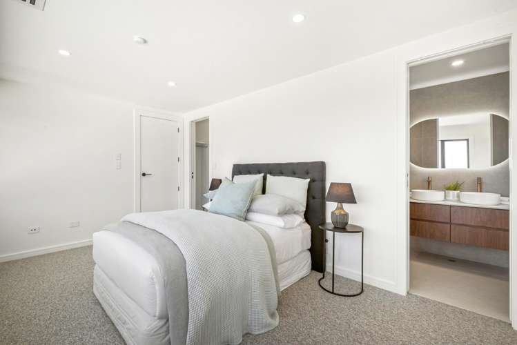 16B Egremont Street Belmont_15