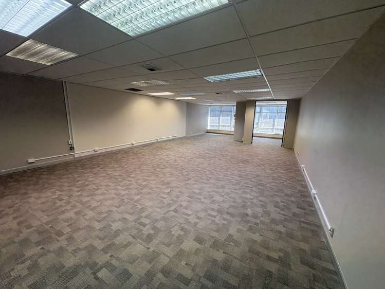 Suite 2/16-18 Anzac Street_0