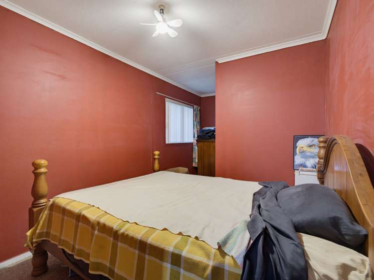 22 Roger Street Pukehangi_17