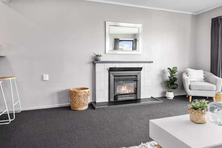25 Caledonia Road_4