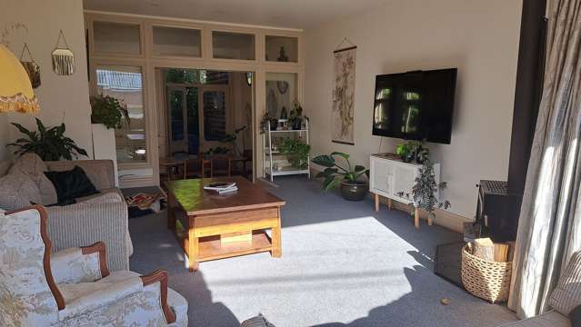 8 Dawson Street Berhampore_1