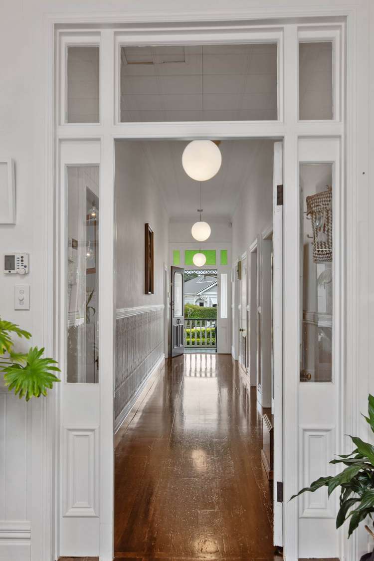 11 Shoal Bay Road Devonport_10