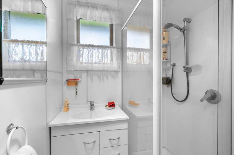 419 Centre Street Rockdale_11