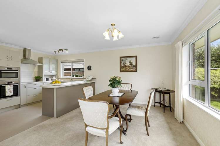 31b Wai-Iti Crescent Woburn_6