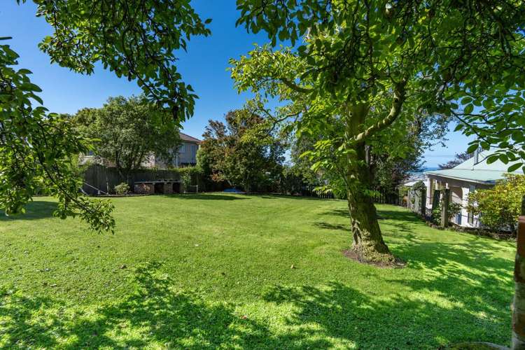 14B & 16 Neidpath Road Mornington_34