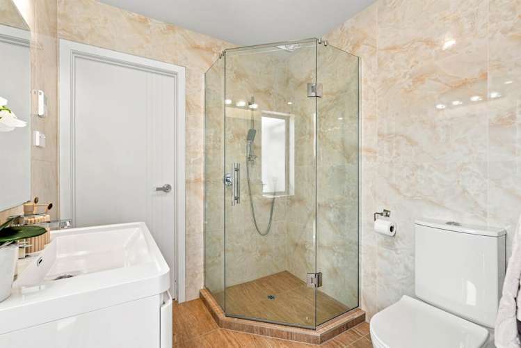 1053b Whangaparaoa Road Tindalls Beach_30