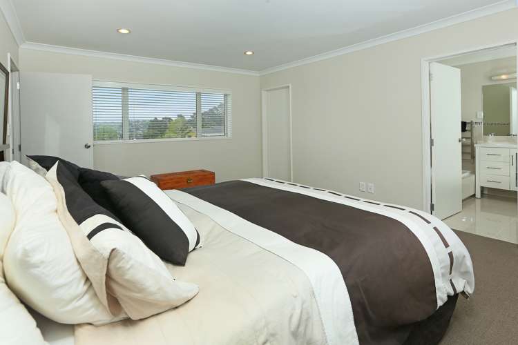 17 Aditi Close Massey_10