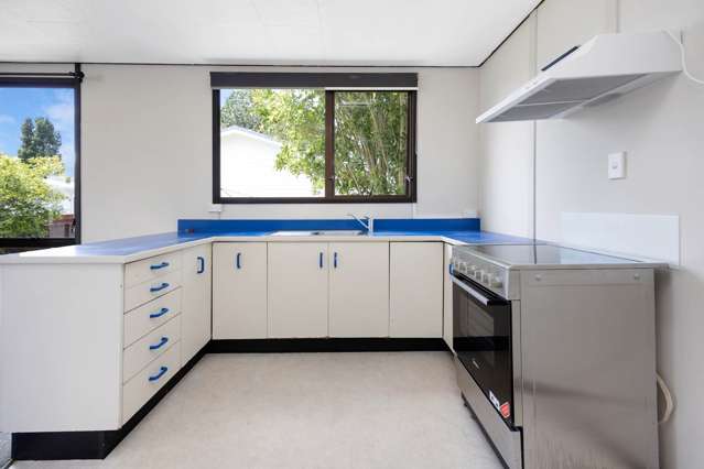 1/67 Cobham Crescent Kelston_2