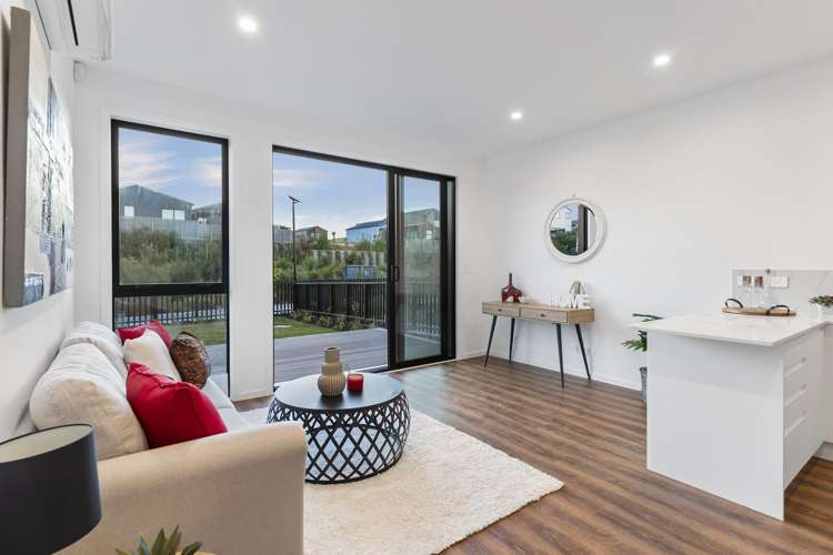 6 Papai Lane Massey_6