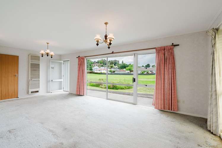 27 Caernarvon Street Dinsdale_2