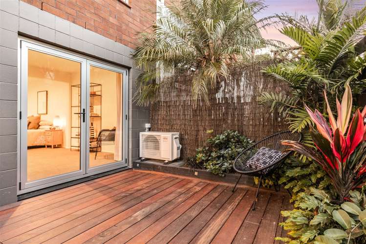 3/25 Waitemata Road Hauraki_12