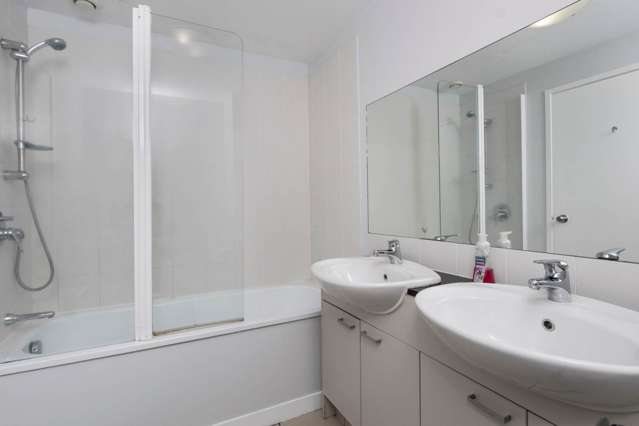 2c/12 Morning Star Place Mount Albert_3