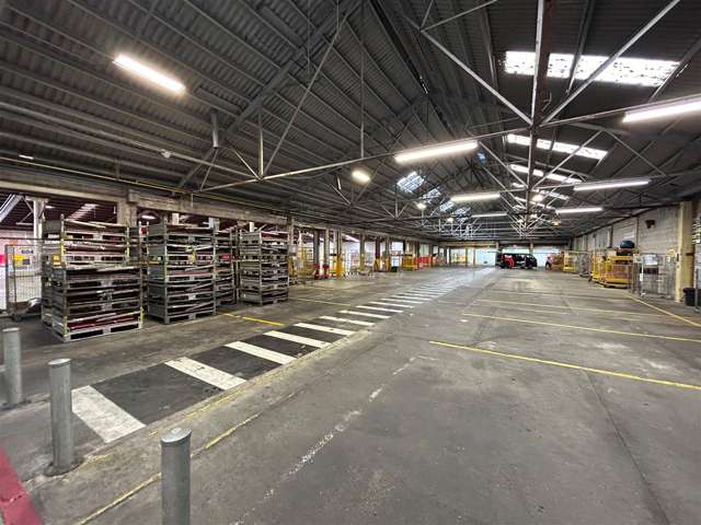 Savills | 3,482sqm Warehouse In Central Auckland