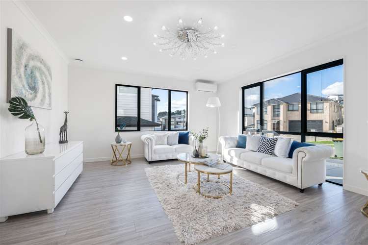 5 Tims Crescent Flat Bush_13