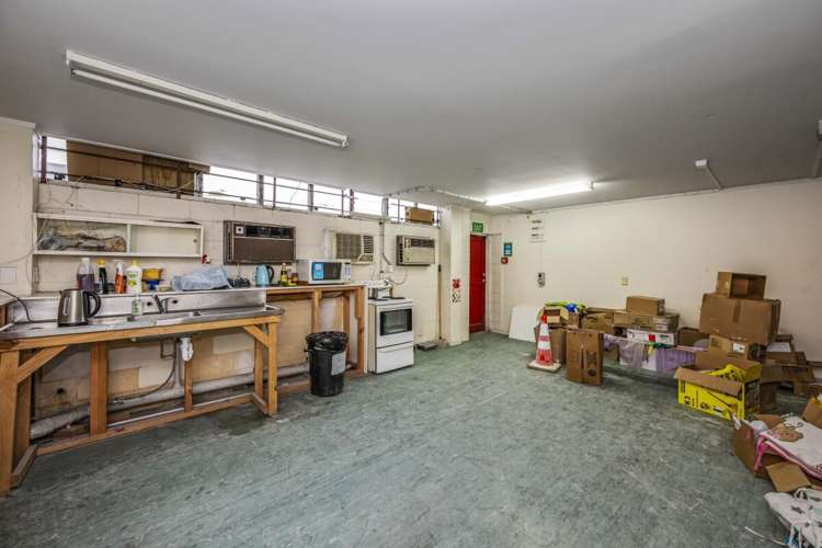 10-12 Heremai Street Henderson_11