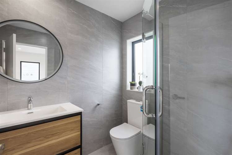 17b Stanniland Street Sunnyhills_16