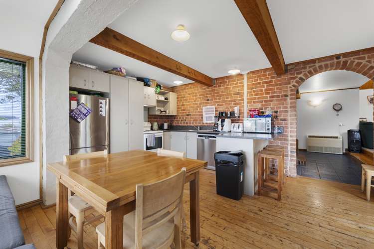 33 Eastbourne Street Caversham_6