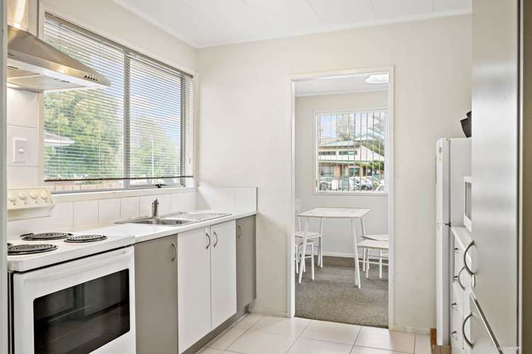 74 John Walker Drive Manurewa_3