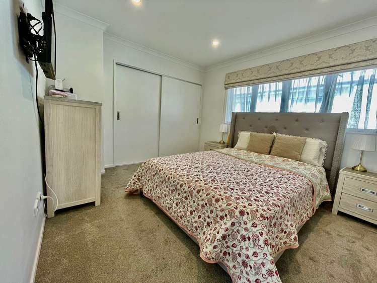 19 Mason Street New Lynn_18