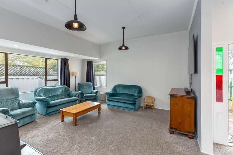 12 Lyon Street Featherston_4