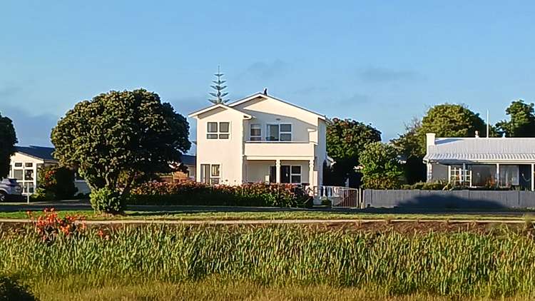 92 Beach Road Haumoana_12