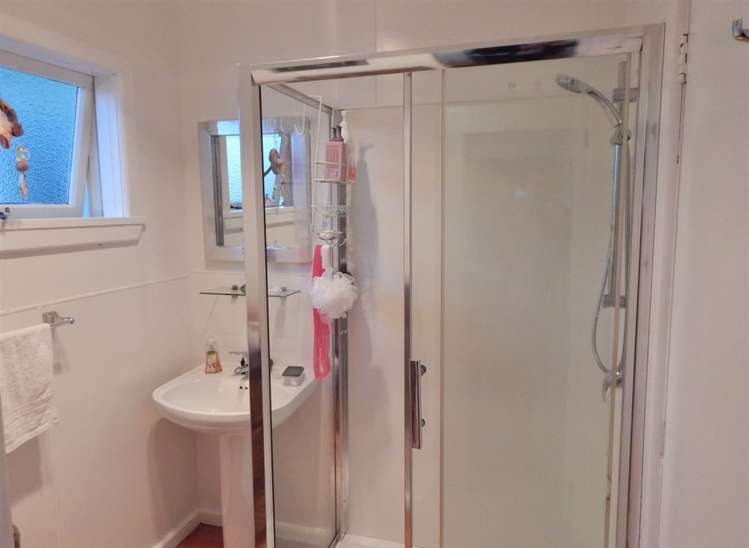 169 Stafford Street Hokitika_10