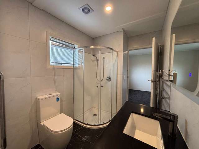 1/20 Cheviot Street Woodhill_4