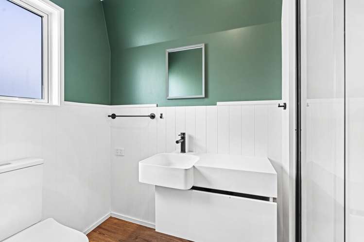 1 Rose Place Te Kamo_12