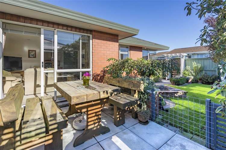 2/107 Middlepark Road Sockburn_9