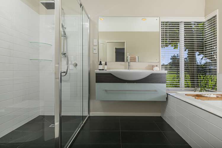 296 Oaia Road Muriwai_26