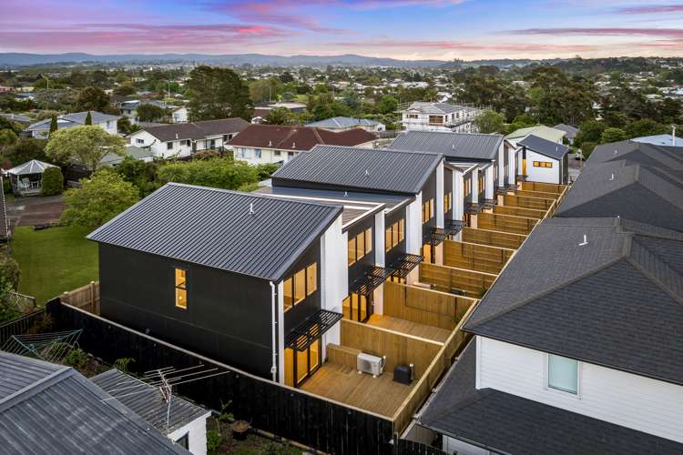 1/23 Tudor Road Henderson_13