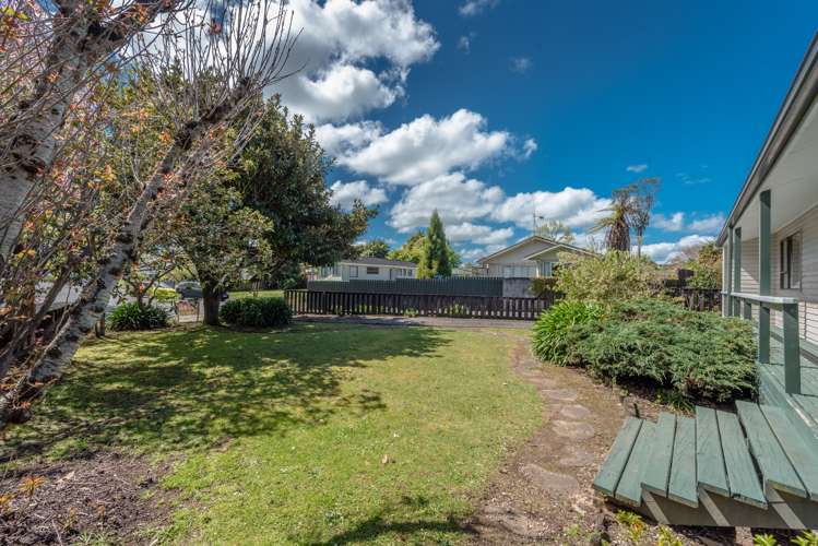 11 Frost Place Pukete_11