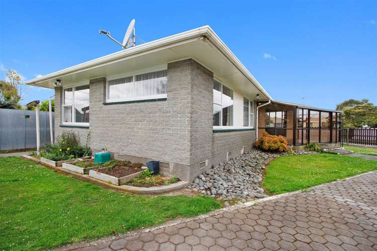 4 Davidson Crescent Hornby_12